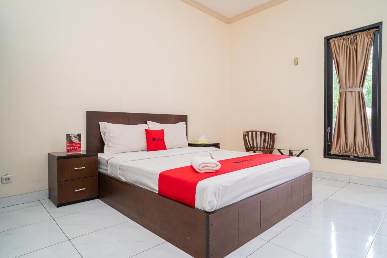 Reddoorz @ Wisma Pangrango Palangkaraya Ngoại thất bức ảnh