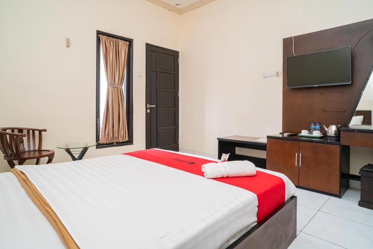 Reddoorz @ Wisma Pangrango Palangkaraya Ngoại thất bức ảnh