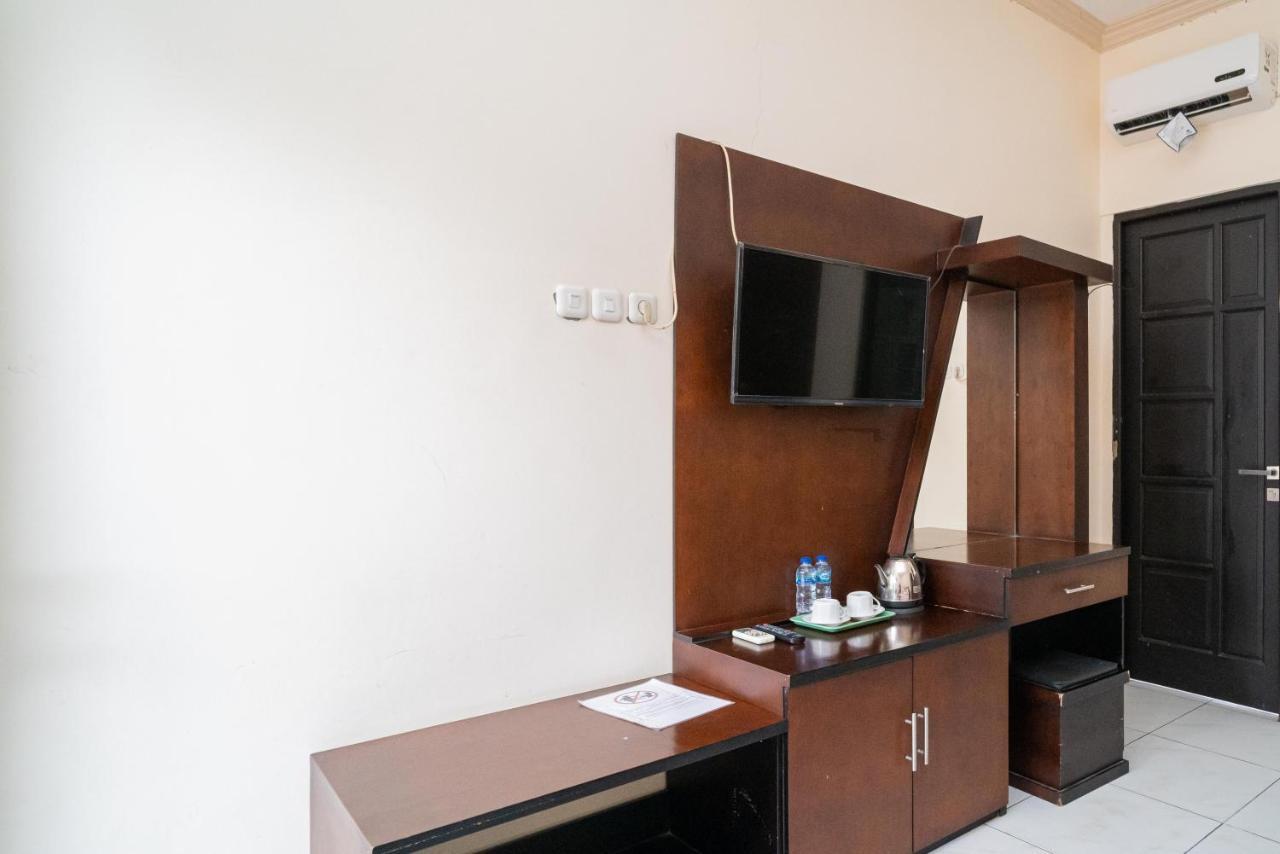 Reddoorz @ Wisma Pangrango Palangkaraya Ngoại thất bức ảnh