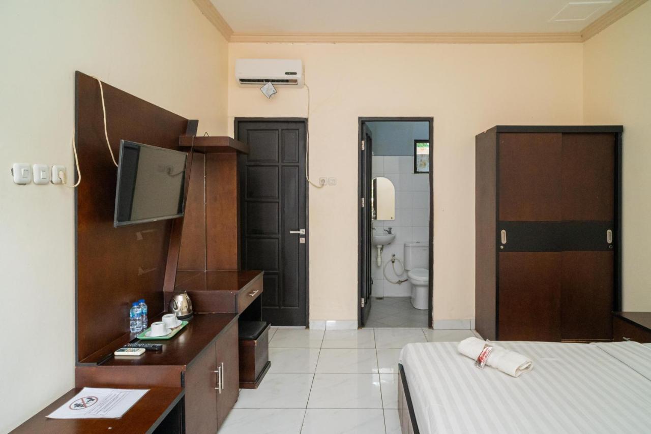 Reddoorz @ Wisma Pangrango Palangkaraya Ngoại thất bức ảnh