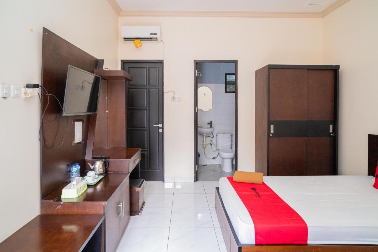 Reddoorz @ Wisma Pangrango Palangkaraya Ngoại thất bức ảnh