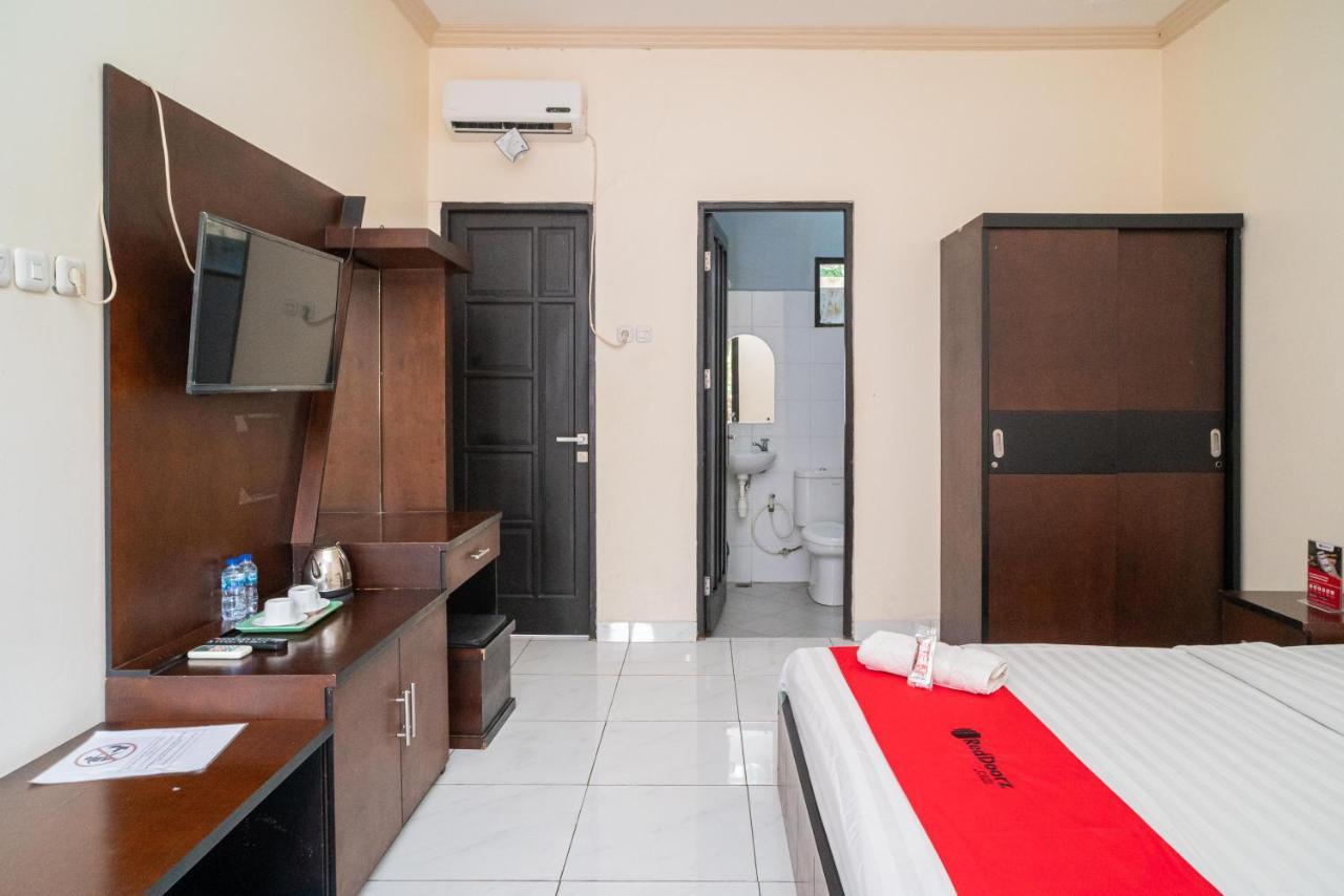 Reddoorz @ Wisma Pangrango Palangkaraya Ngoại thất bức ảnh